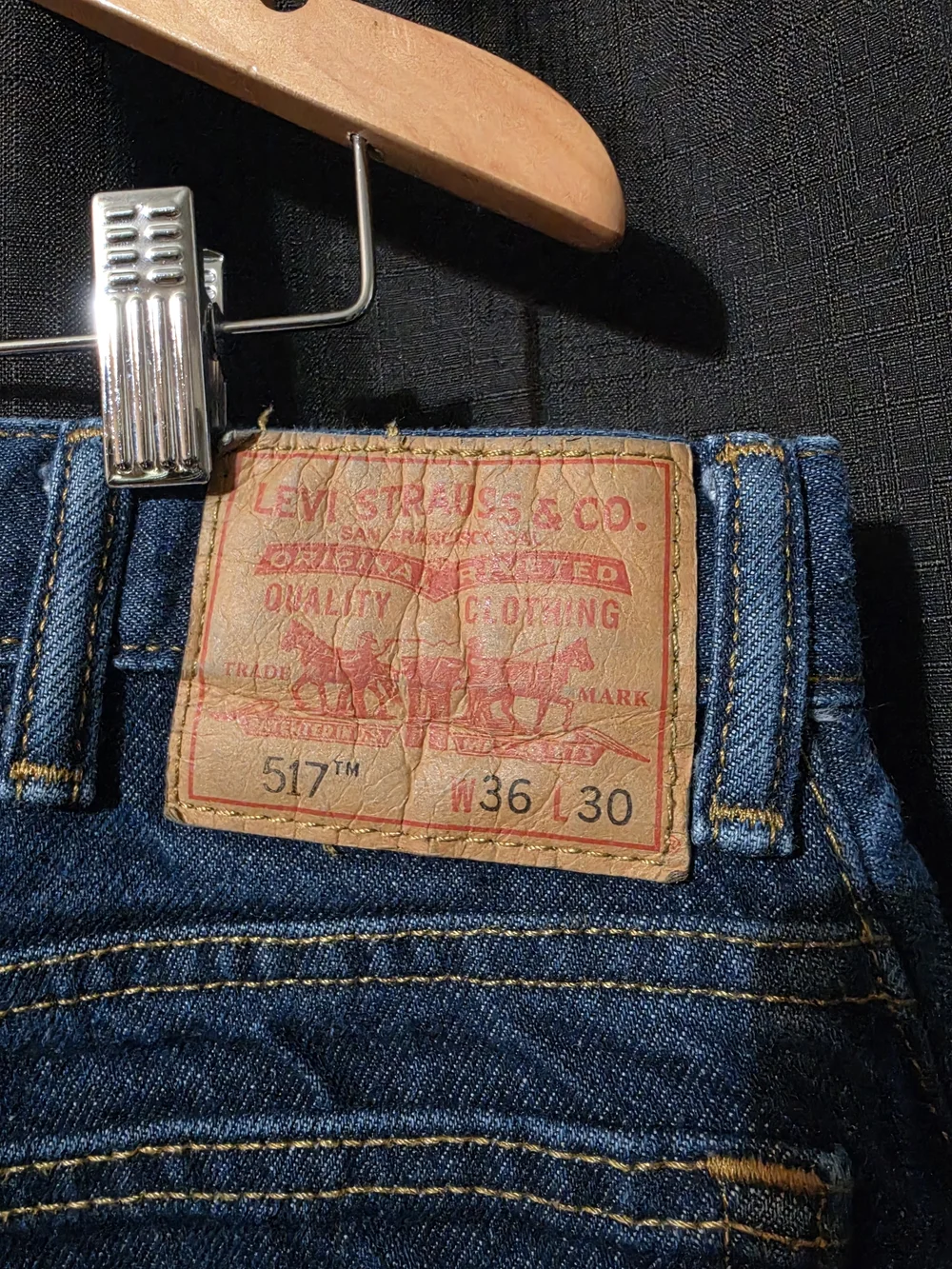 Levi's Relaxed Fit Jeans in Deep Blue Denim 517 36x30